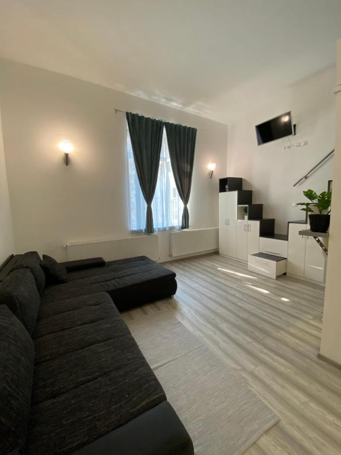 Ferienwohnung Belvarosi Apartman 2 Miskolc Exterior foto